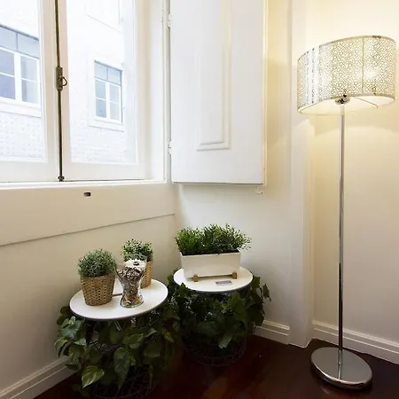 Downtown Classic By Homing Apartment