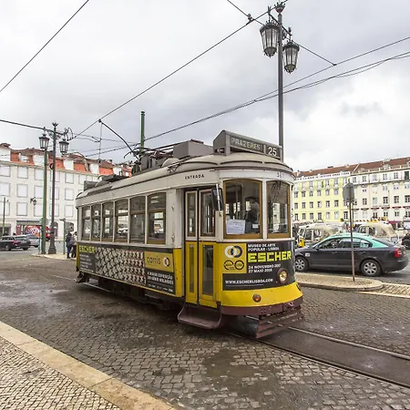 Apartment Downtown Classic By Homing *